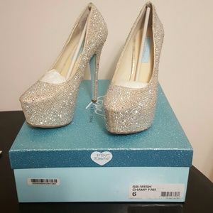 Betsey Johnson Shoes